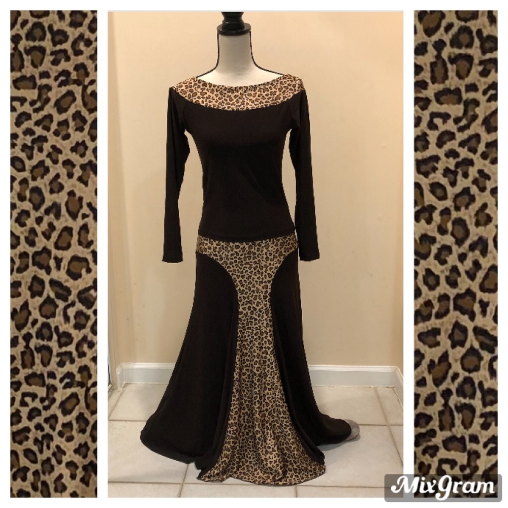 Beautiful blouse and skirt, ballroom practice. New
